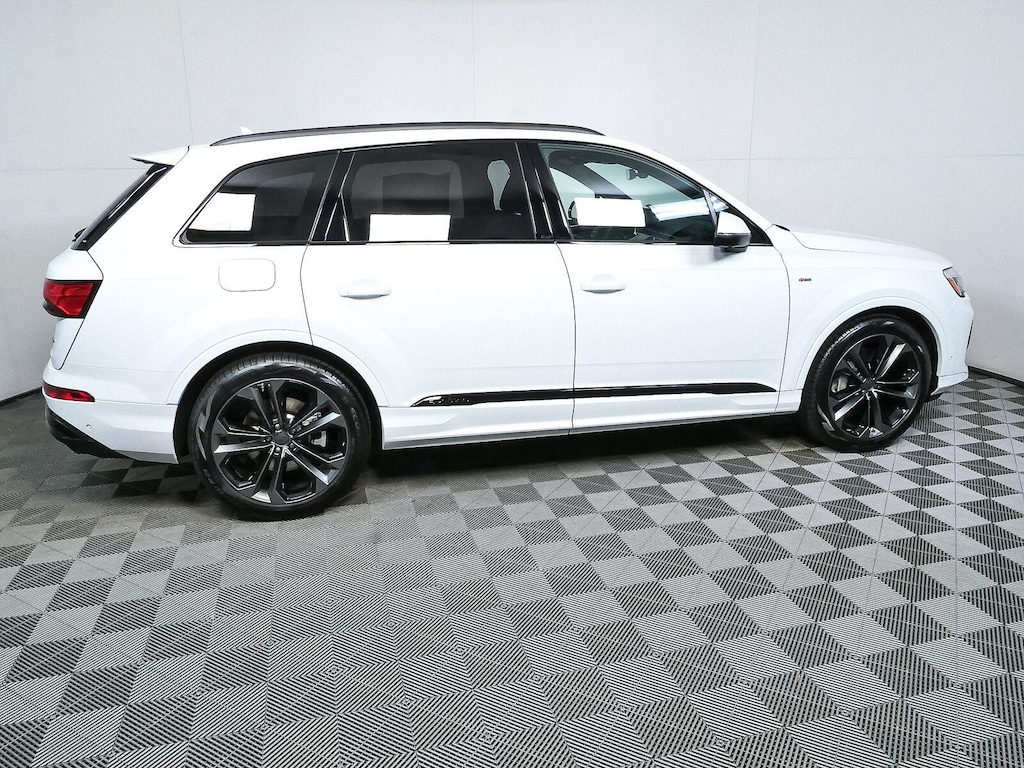 New 2026 Audi Q7 SUV