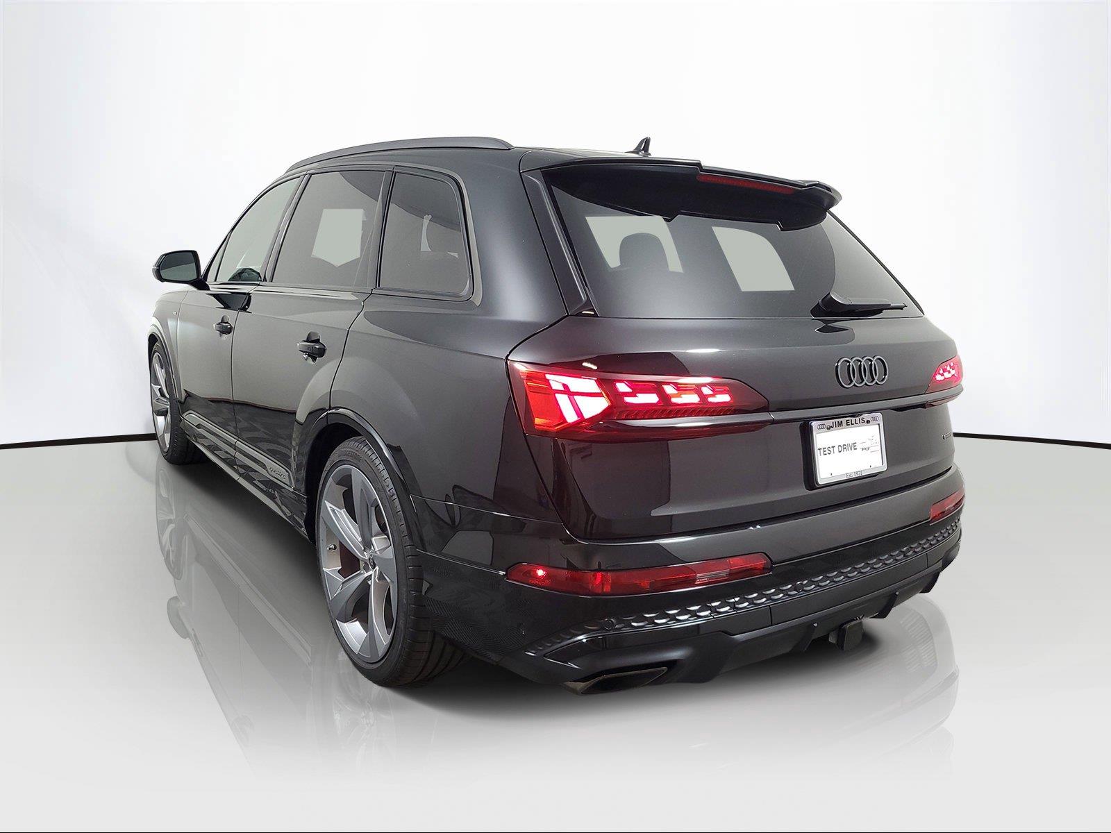 New 2026 Audi Q7 SUV