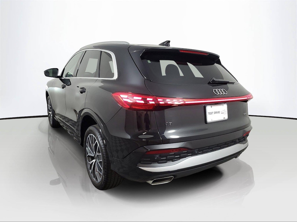 Used 2025 Audi Q5 Premium Plus SUV