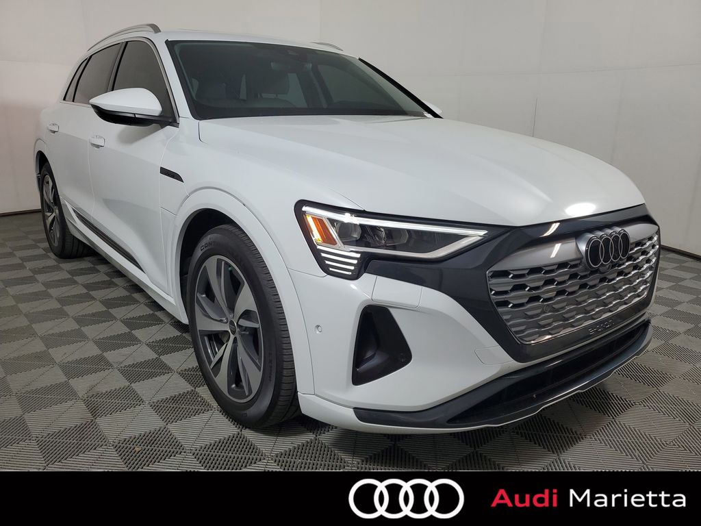 2024 Audi Q8 e-tron