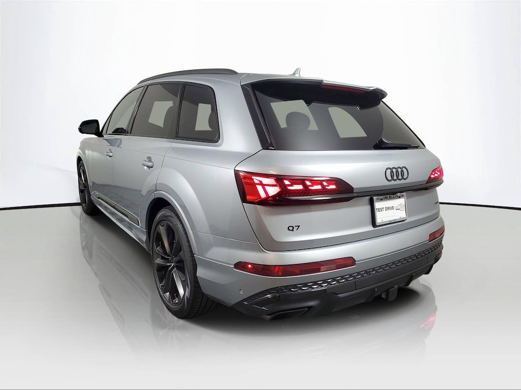 New 2026 Audi Q7 SUV