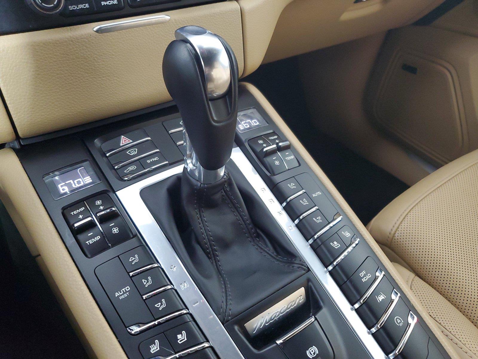 2017 Porsche Macan S - Photo 32