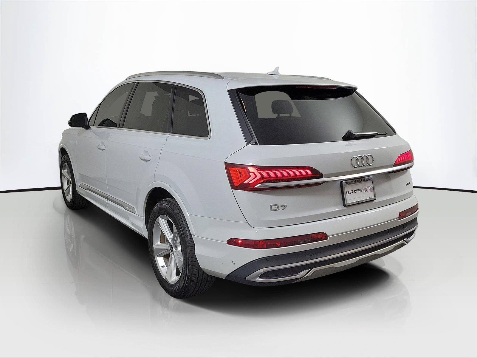 Used 2023 Audi Q7 Premium SUV