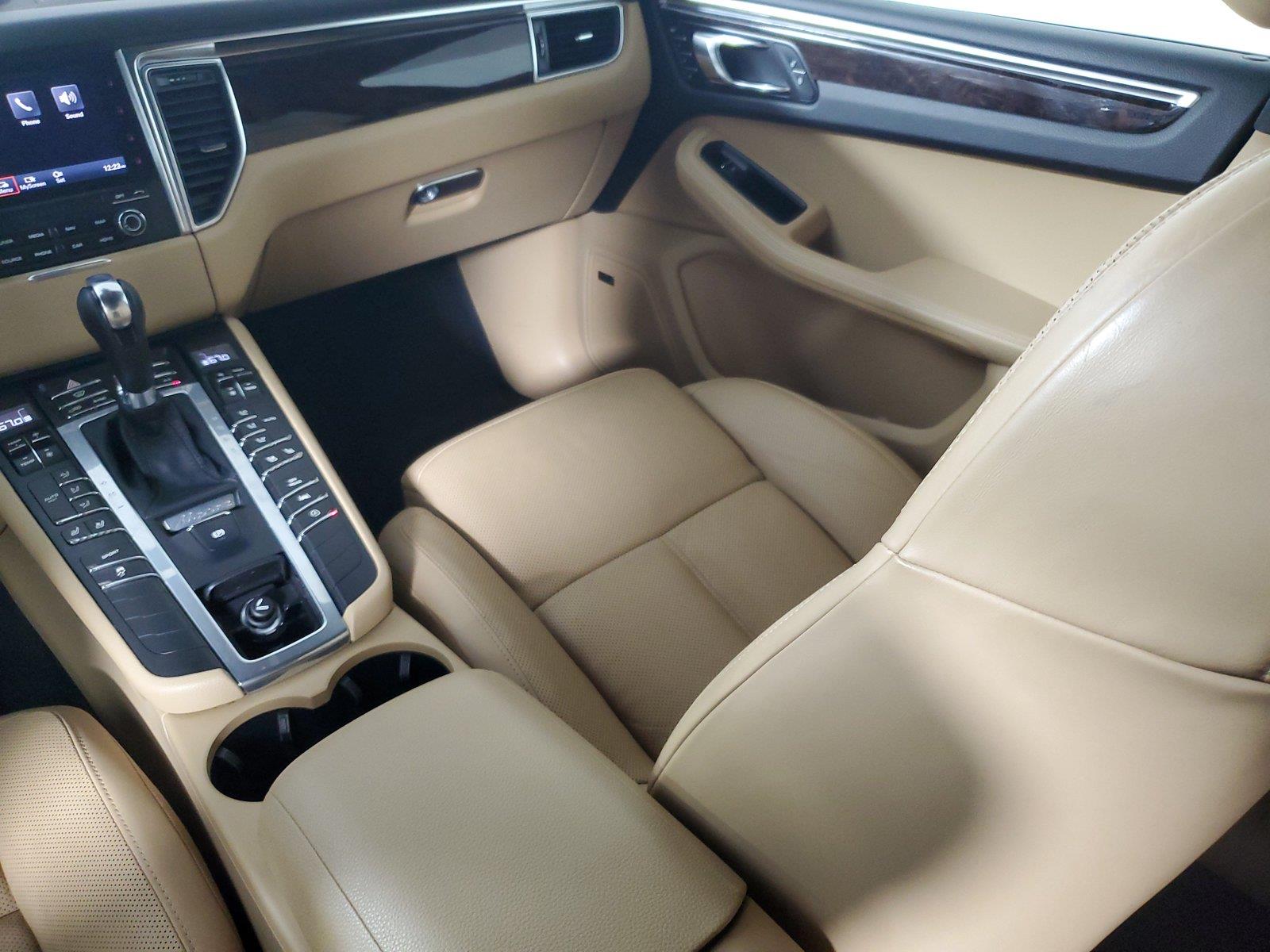 2017 Porsche Macan S - Photo 16