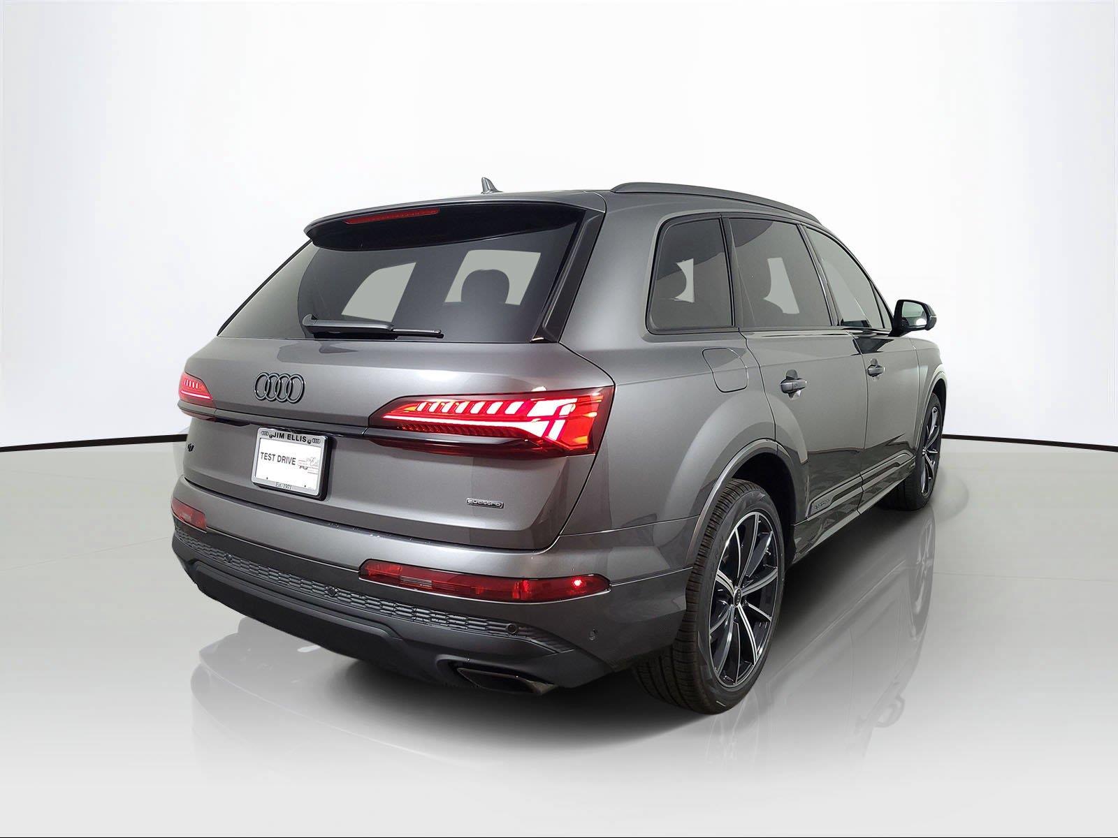 New 2026 Audi Q7 SUV
