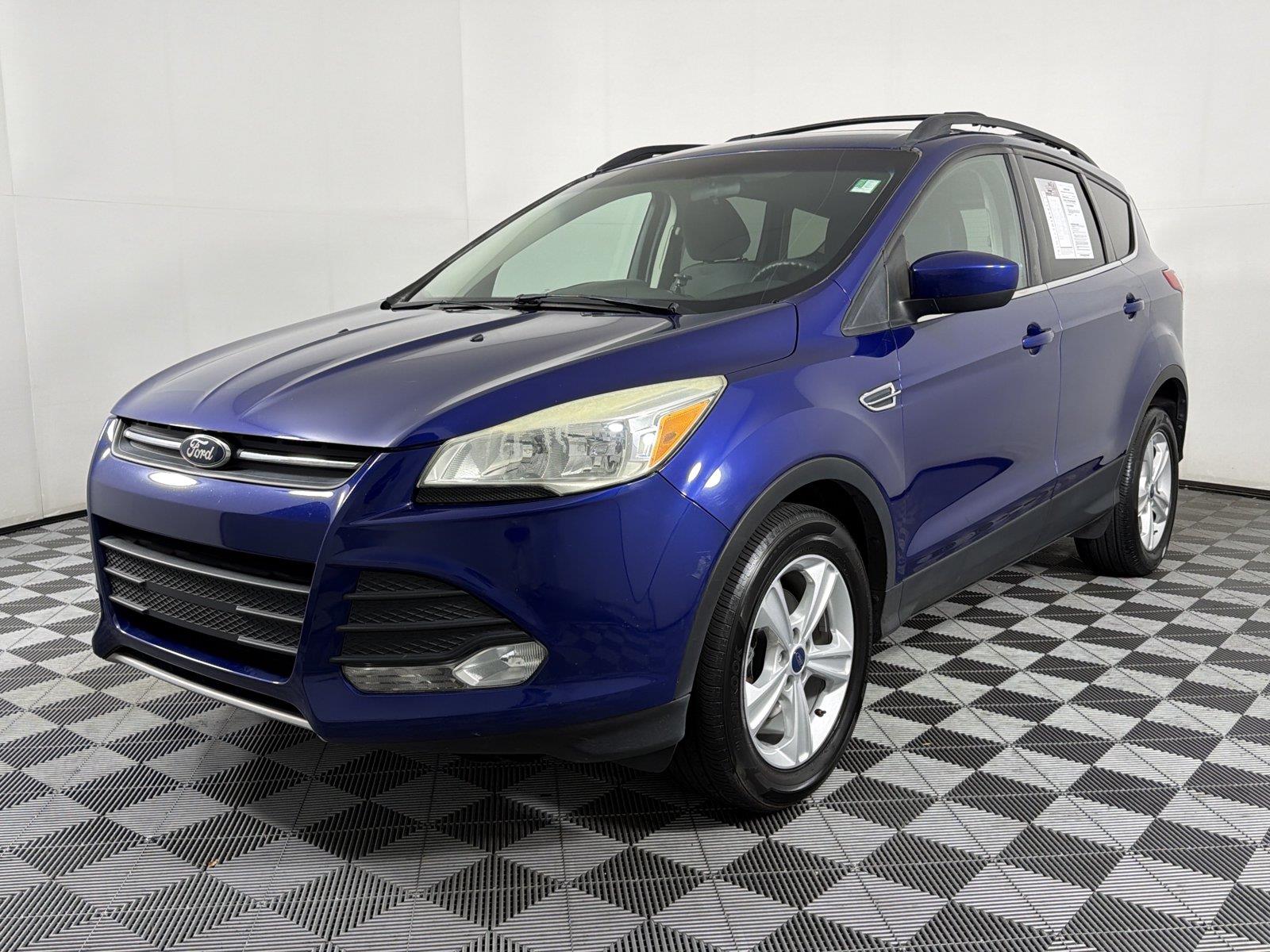 Used 2015 Ford Escape SE SUV