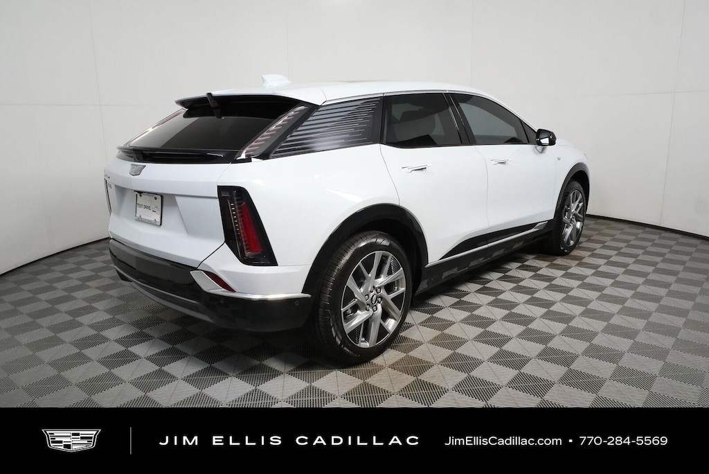 New 2027 CADILLAC OPTIQ Luxury SUV