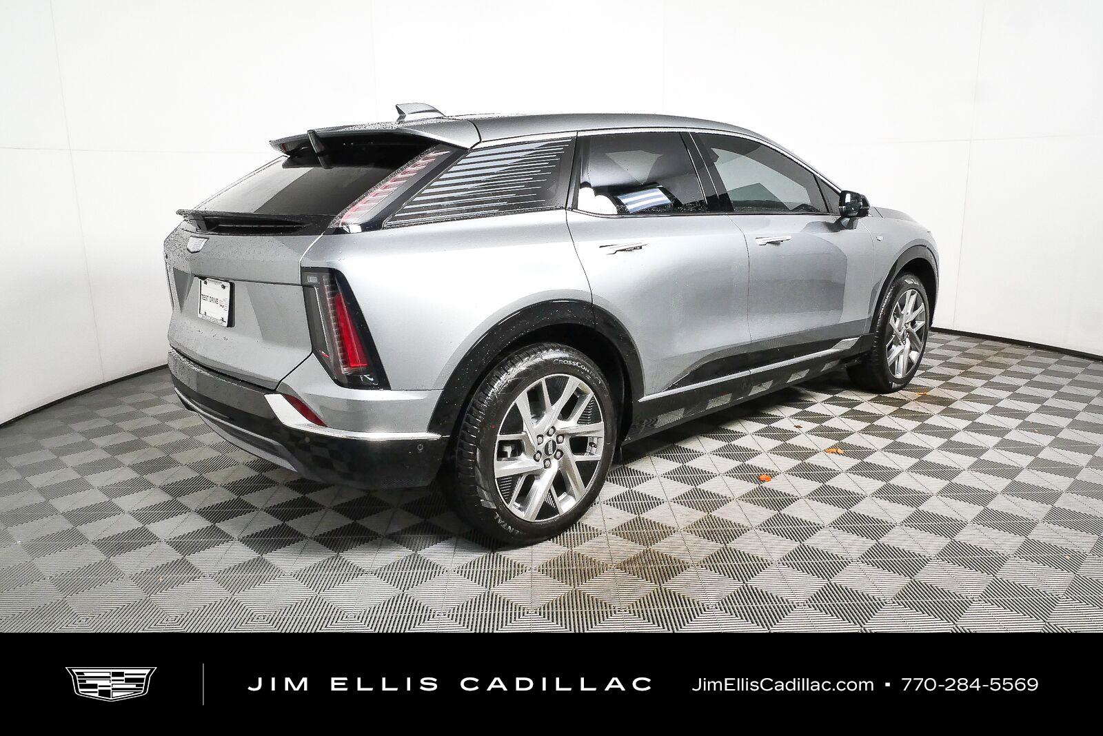 New 2027 CADILLAC OPTIQ Luxury SUV
