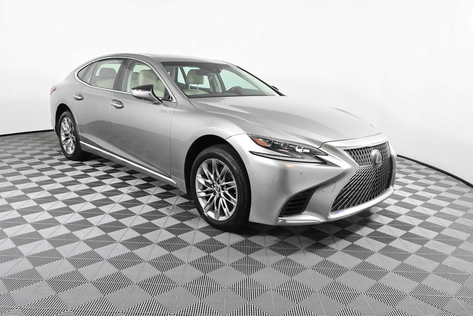  LEXUS LS 500