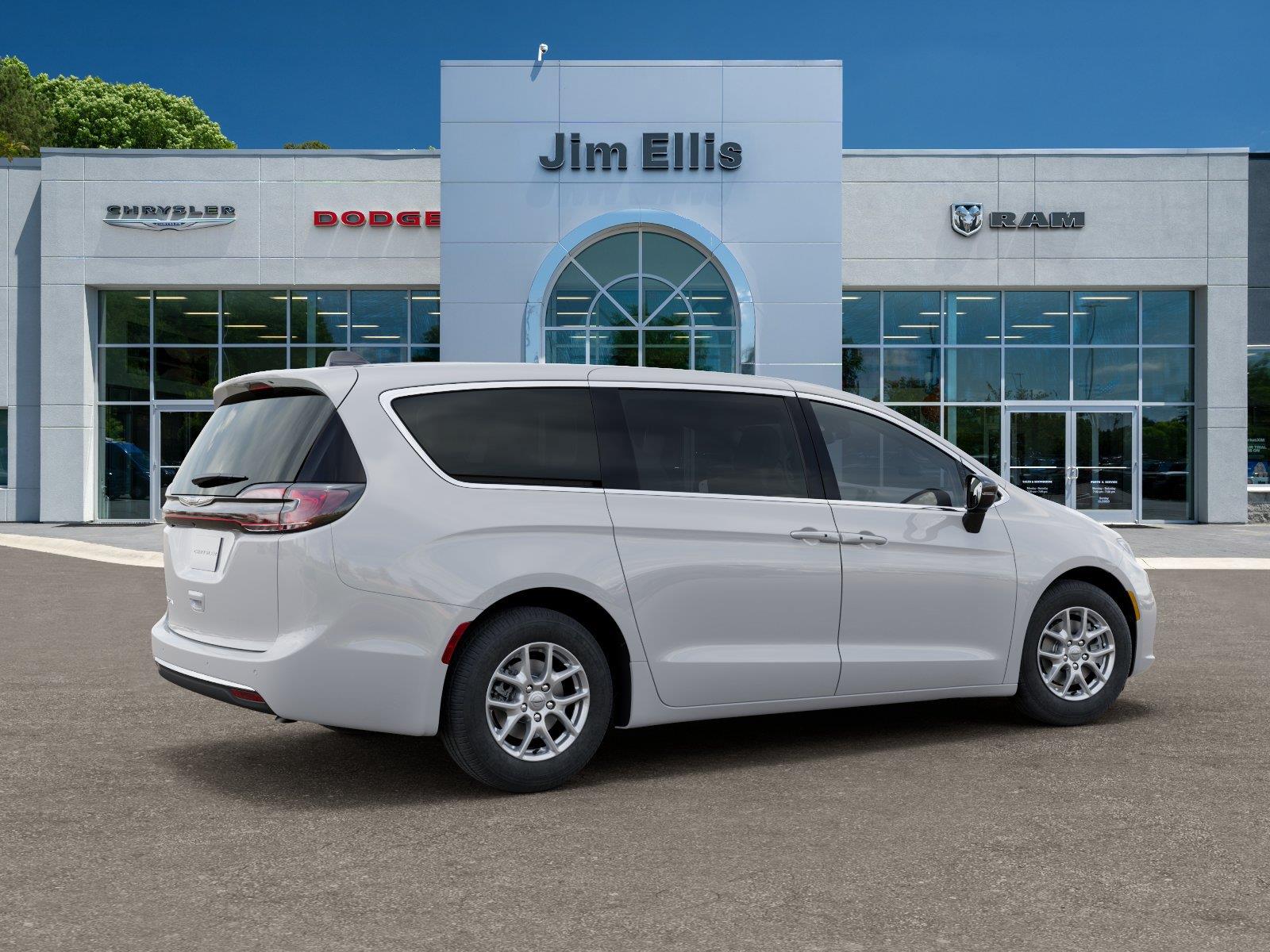 New 2026 Chrysler Pacifica Select Van