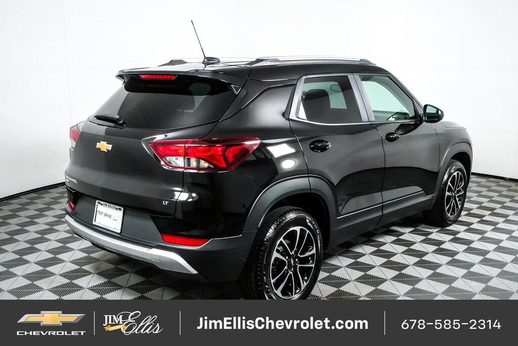 Used 2025 Chevrolet Trailblazer LT SUV