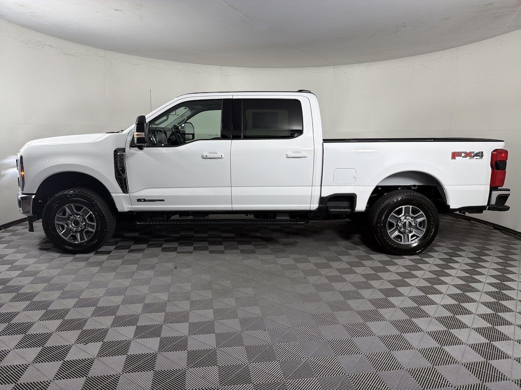 New 2026 Ford F-250 Lariat Truck Crew Cab