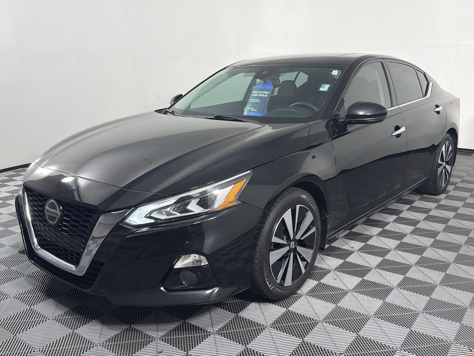 Used 2020 Nissan Altima 2.5 SV Sedan