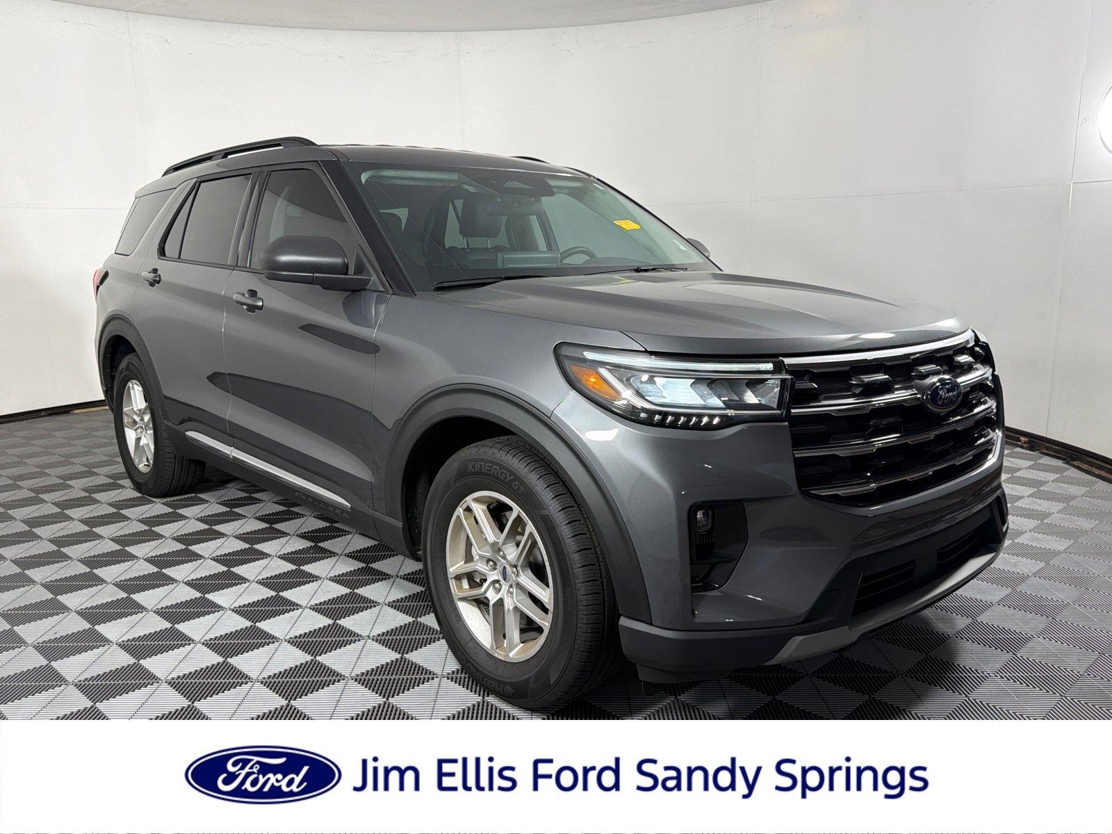 2025 Ford Explorer