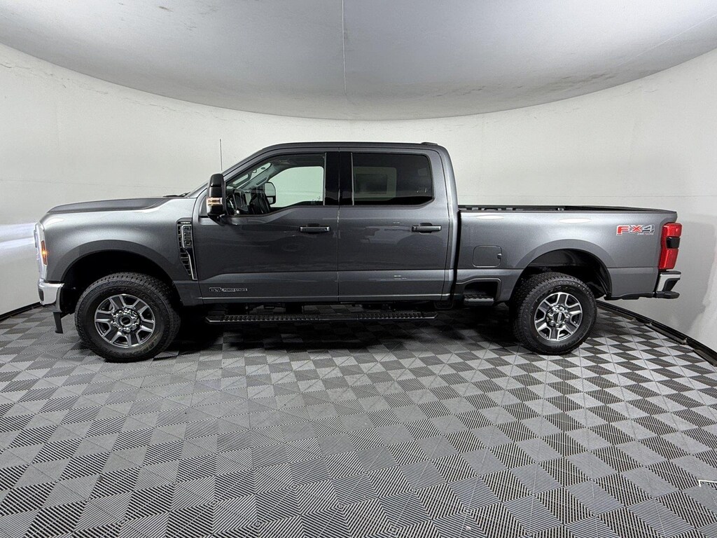 New 2026 Ford F-250 Lariat Truck Crew Cab