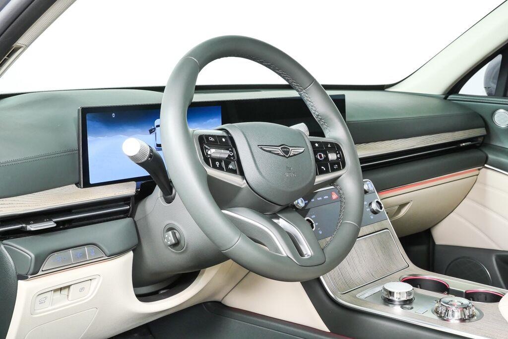 Certified 2025 Genesis GV80 2.5T Select SUV