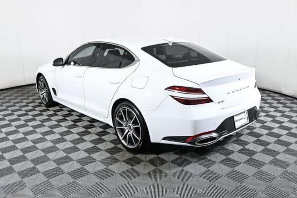 Used 2025 Genesis G70 2.5T Sedan