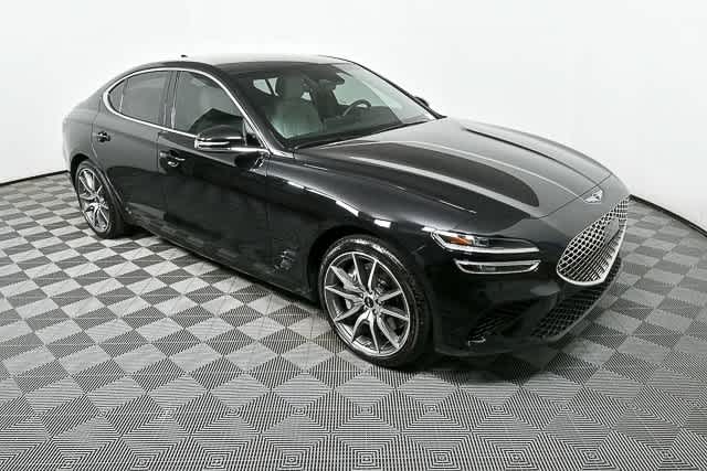 2025 GENESIS G70 Standard