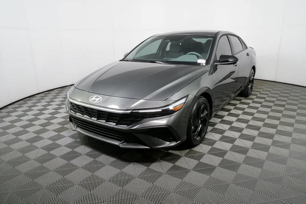 New 2026 Hyundai Elantra SEL Sport Sedan
