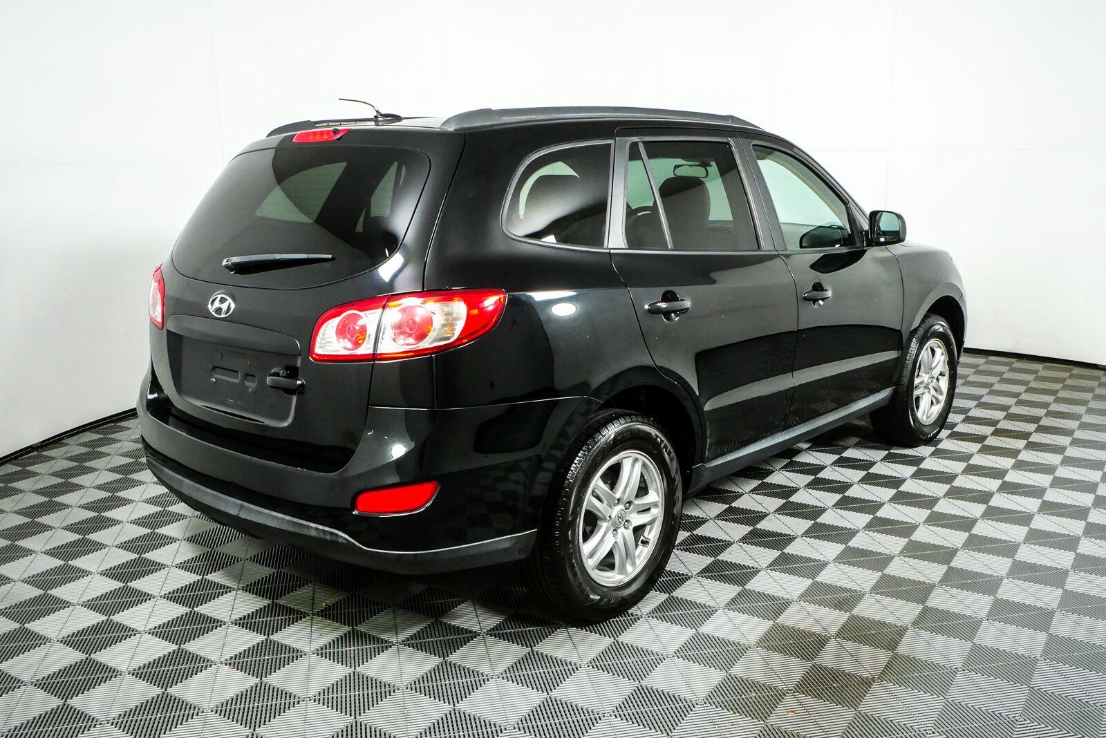 Used 2011 Hyundai Santa Fe GLS SUV