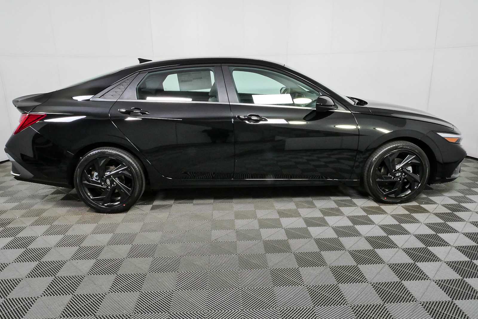New 2026 Hyundai Elantra SEL Sport Premium Sedan