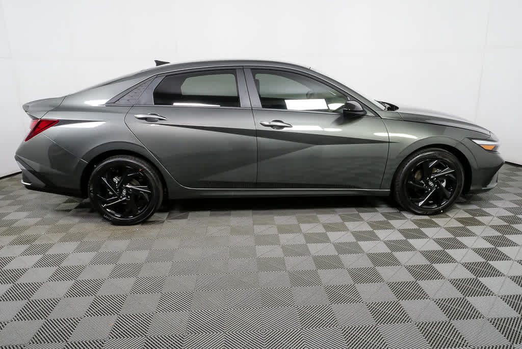 New 2026 Hyundai Elantra SEL Sport Sedan