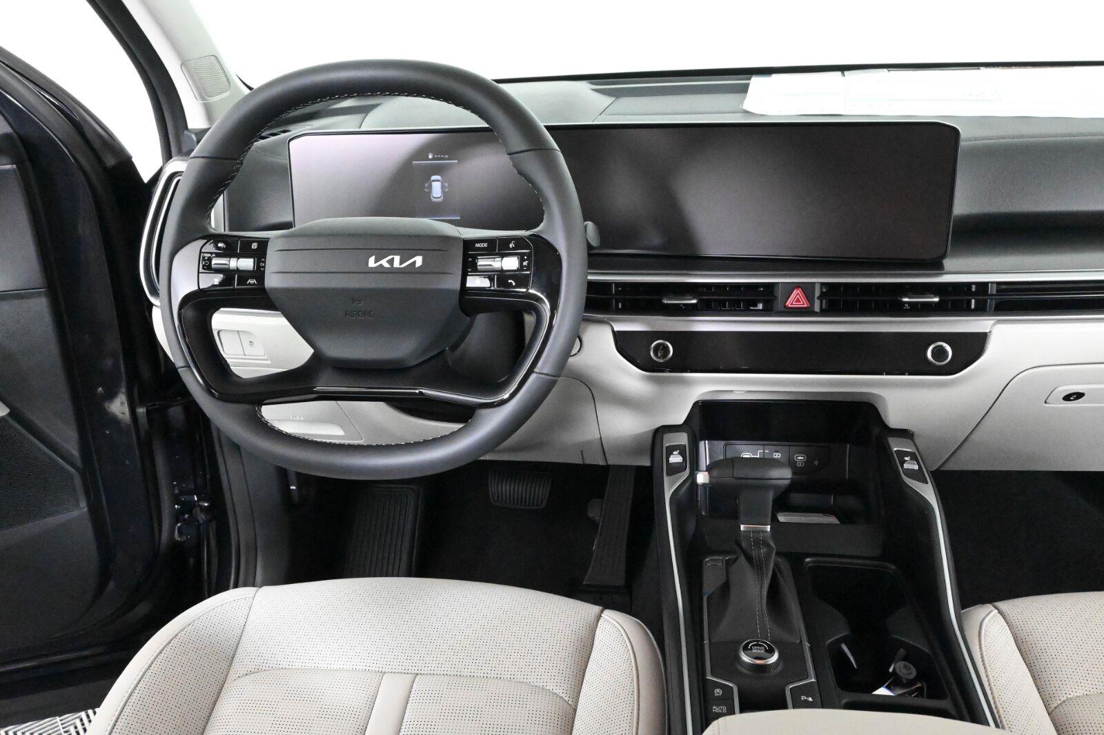 New 2026 Kia Sorento S MP