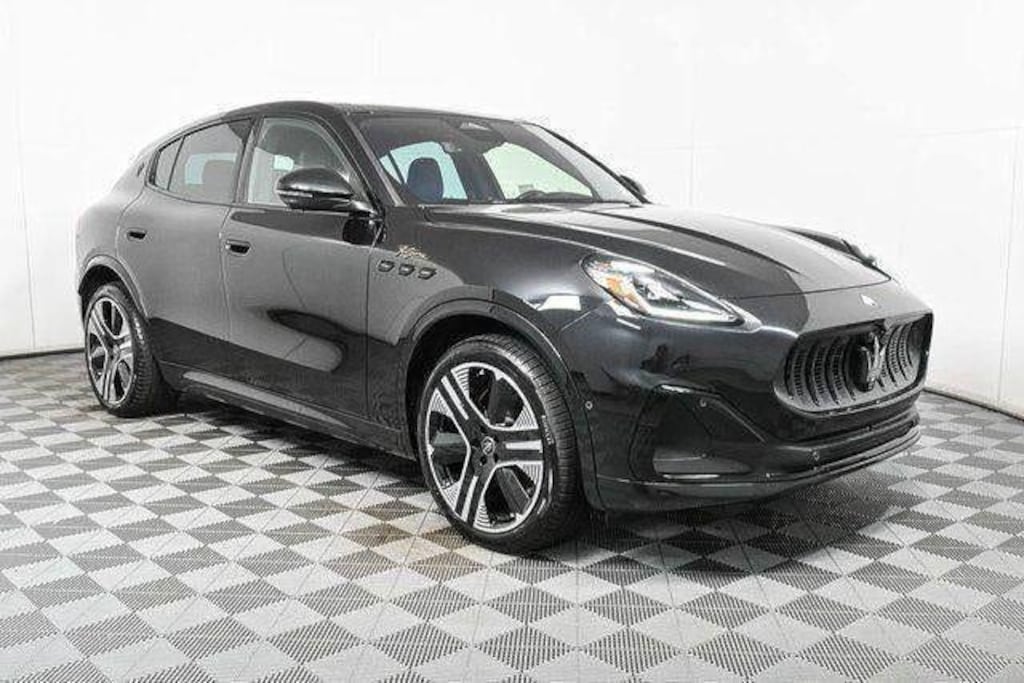 New 2025 Maserati Grecale Folgore Base SUV