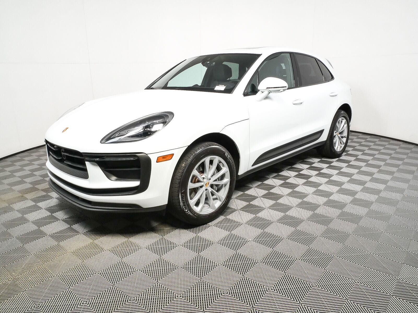 2025 Porsche Macan