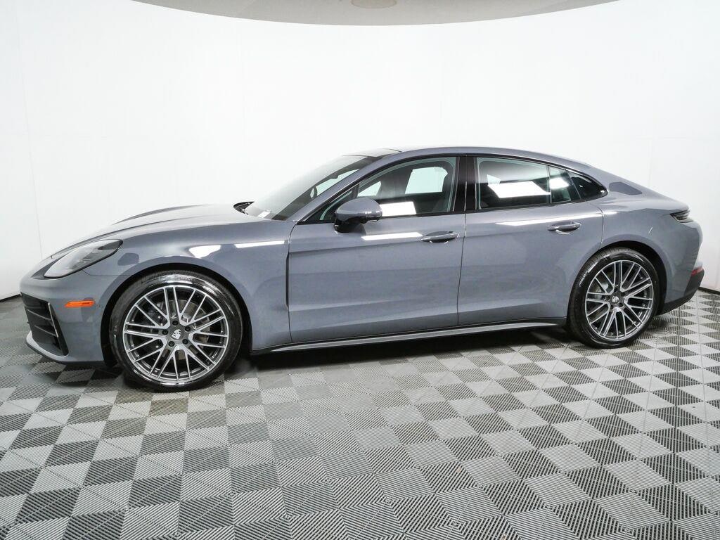 New 2026 Porsche Panamera 4 Hatchback