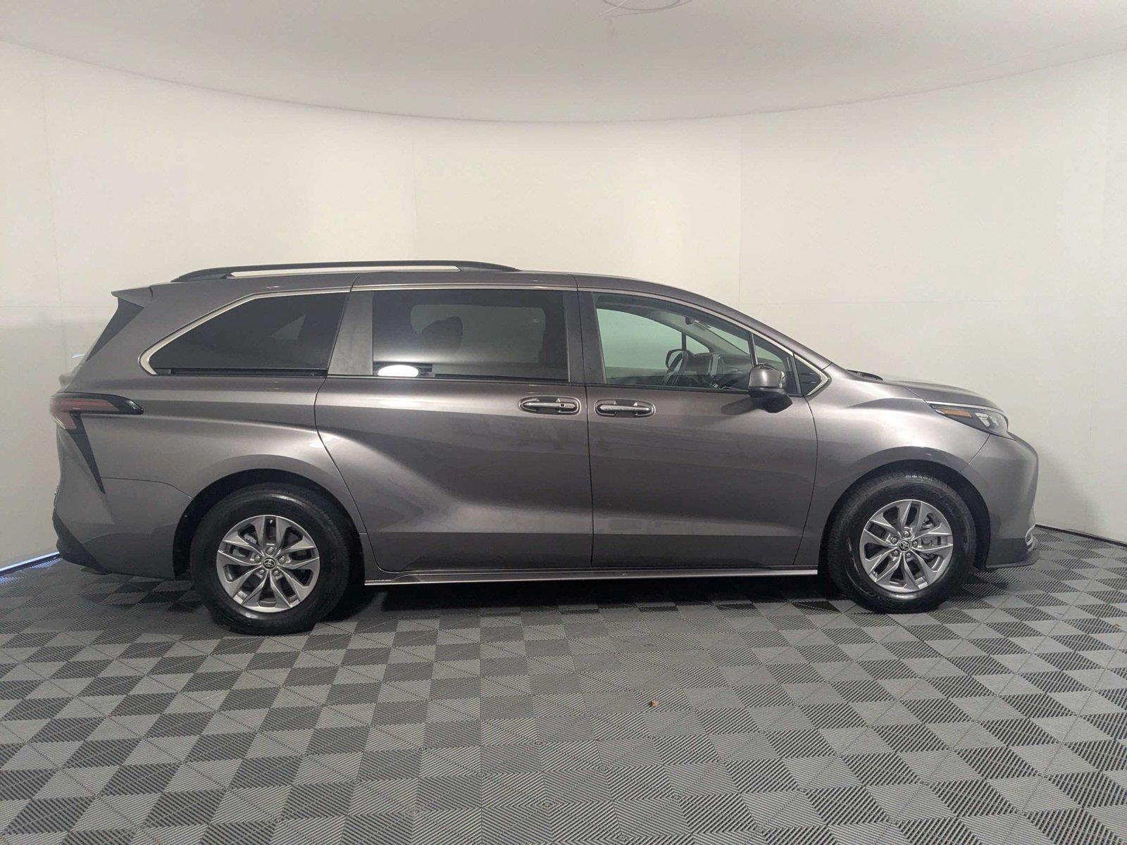 Used 2024 Toyota Sienna XLE Van