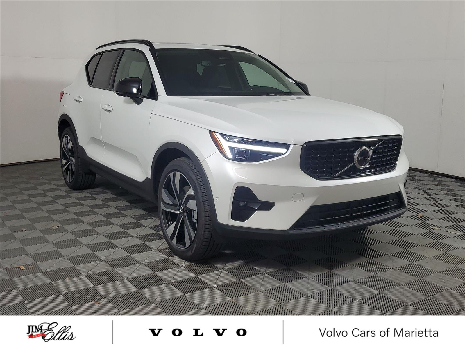  Volvo XC40