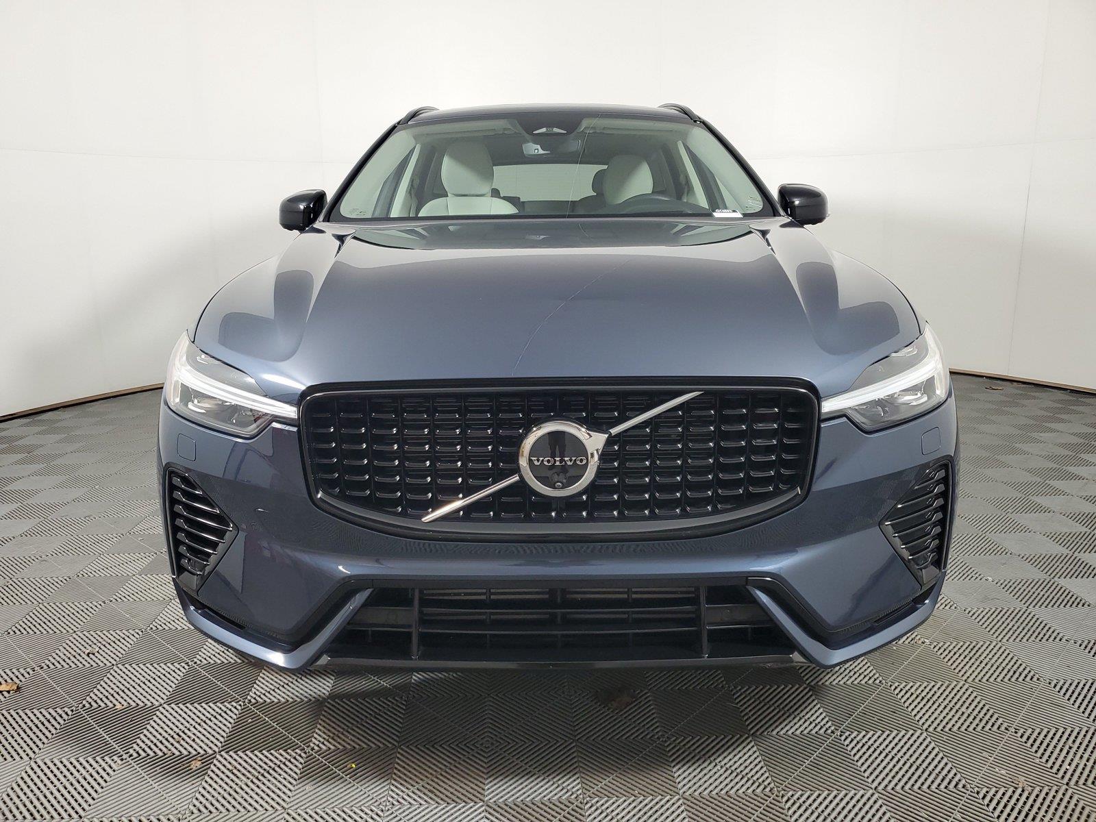 Certified 2025 Volvo XC60 Plug-In Hybrid T8 Ultra SUV