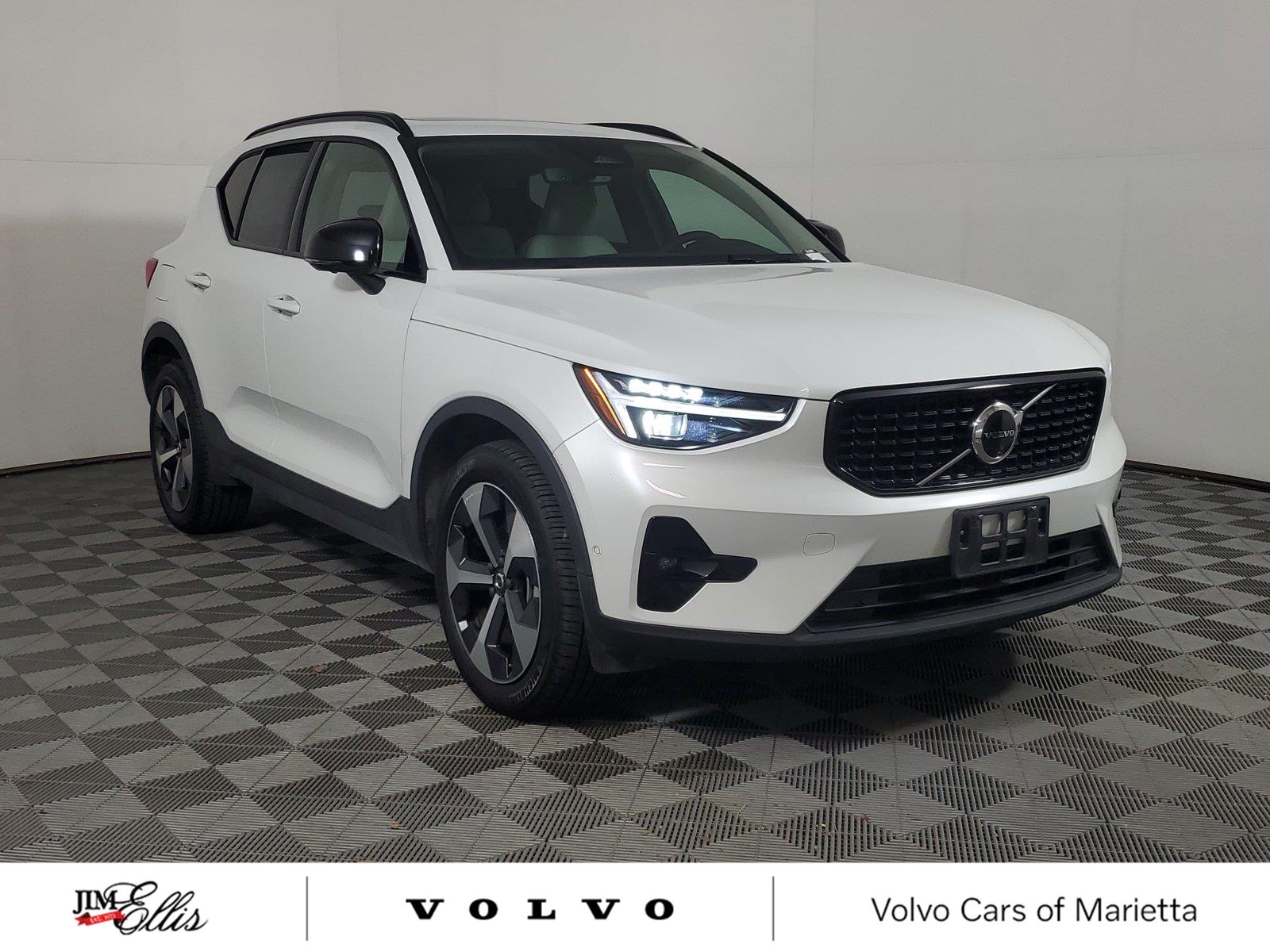 2026 Volvo XC40