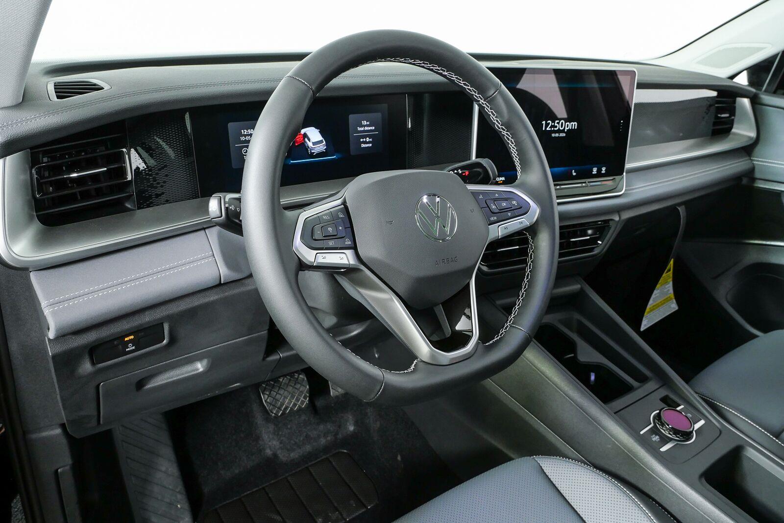 New 2026 Volkswagen Tiguan SE SUV