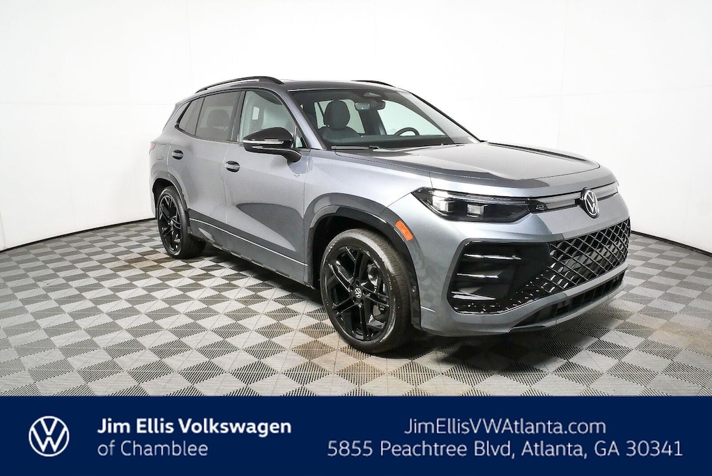 New 2026 Volkswagen Tiguan SE R-Line Black SUV