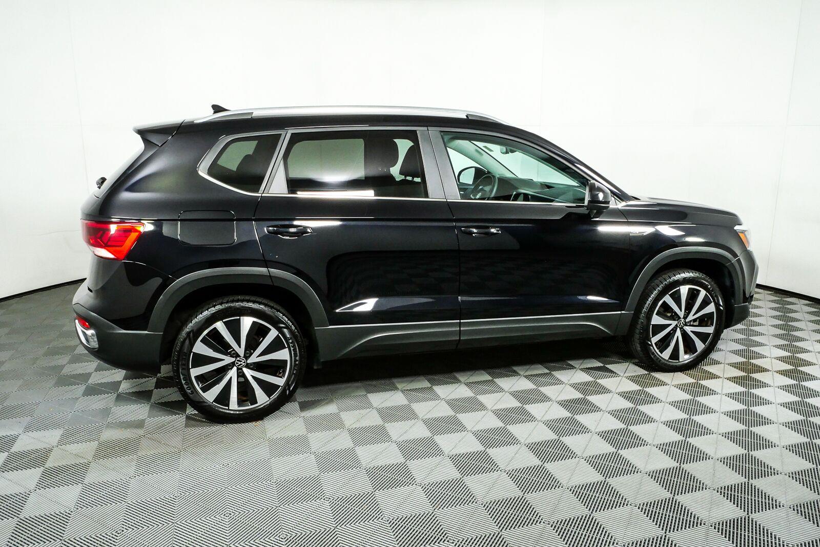 Used 2023 Volkswagen Taos SE SUV