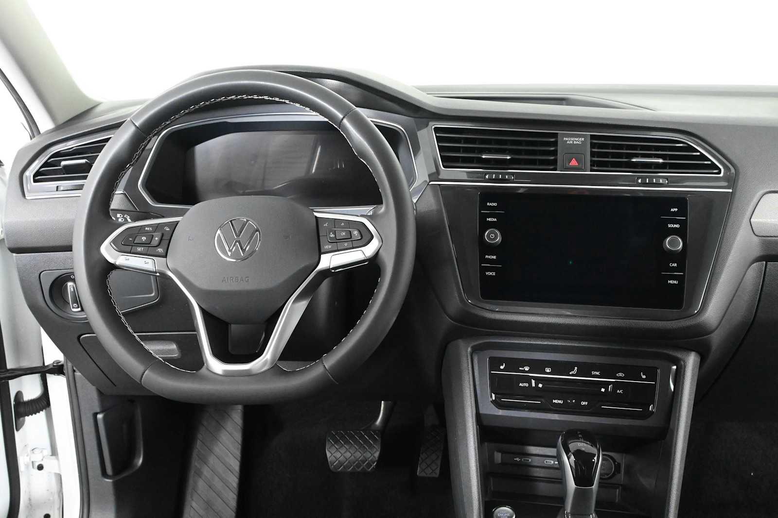 Certified 2023 Volkswagen Tiguan SE SUV