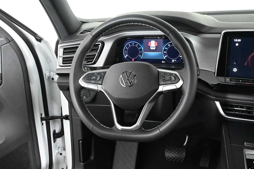 New 2026 Volkswagen Atlas Cross Sport 2.0T SE SUV