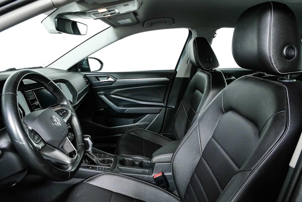 Certified 2024 Volkswagen Jetta SE Sedan