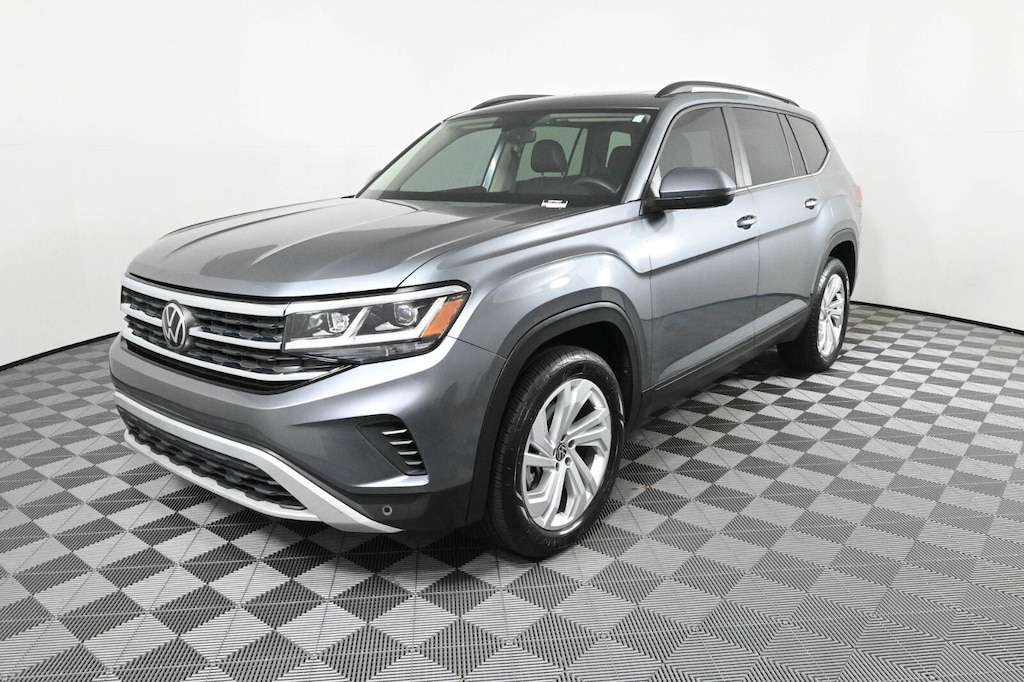 Certified 2023 Volkswagen Atlas 3.6L V6 SE w/Technology SUV