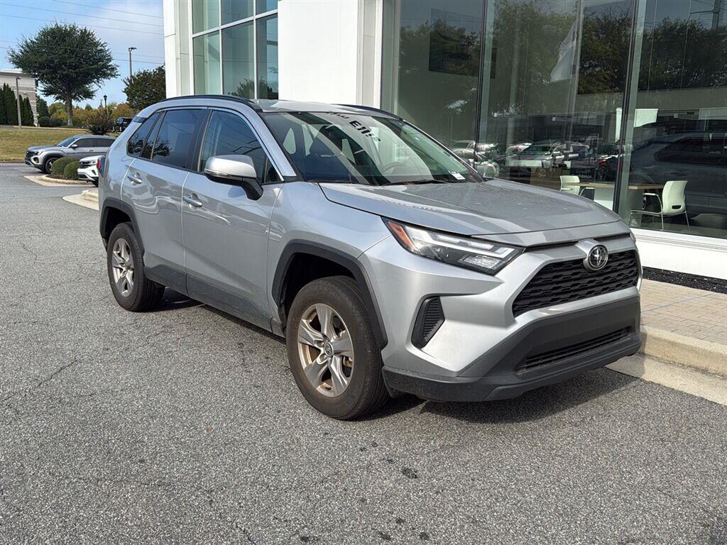 Used 2025 Toyota RAV4 XLE SUV