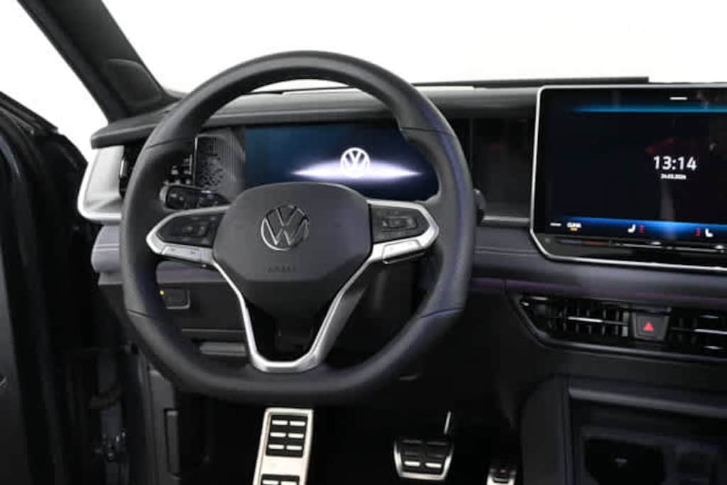 New 2026 Volkswagen Tiguan SE R-Line Black SUV