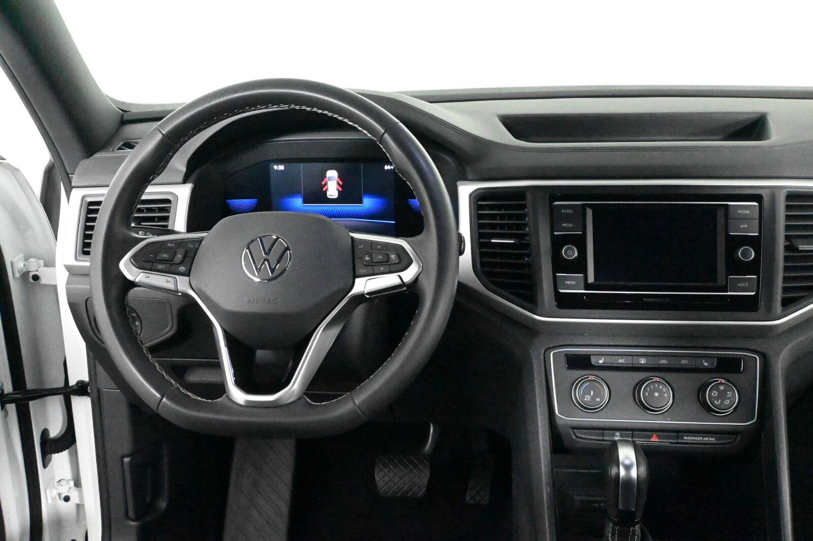 Used 2022 Volkswagen Atlas Cross Sport 2.0T SE SUV