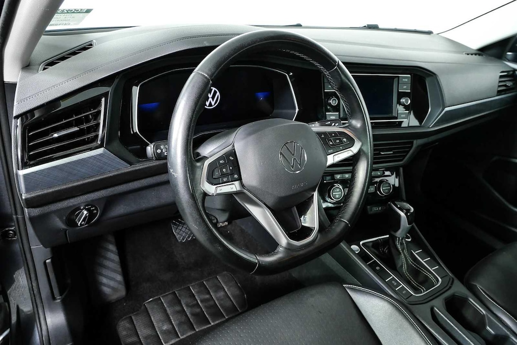 Certified 2024 Volkswagen Jetta SE Sedan