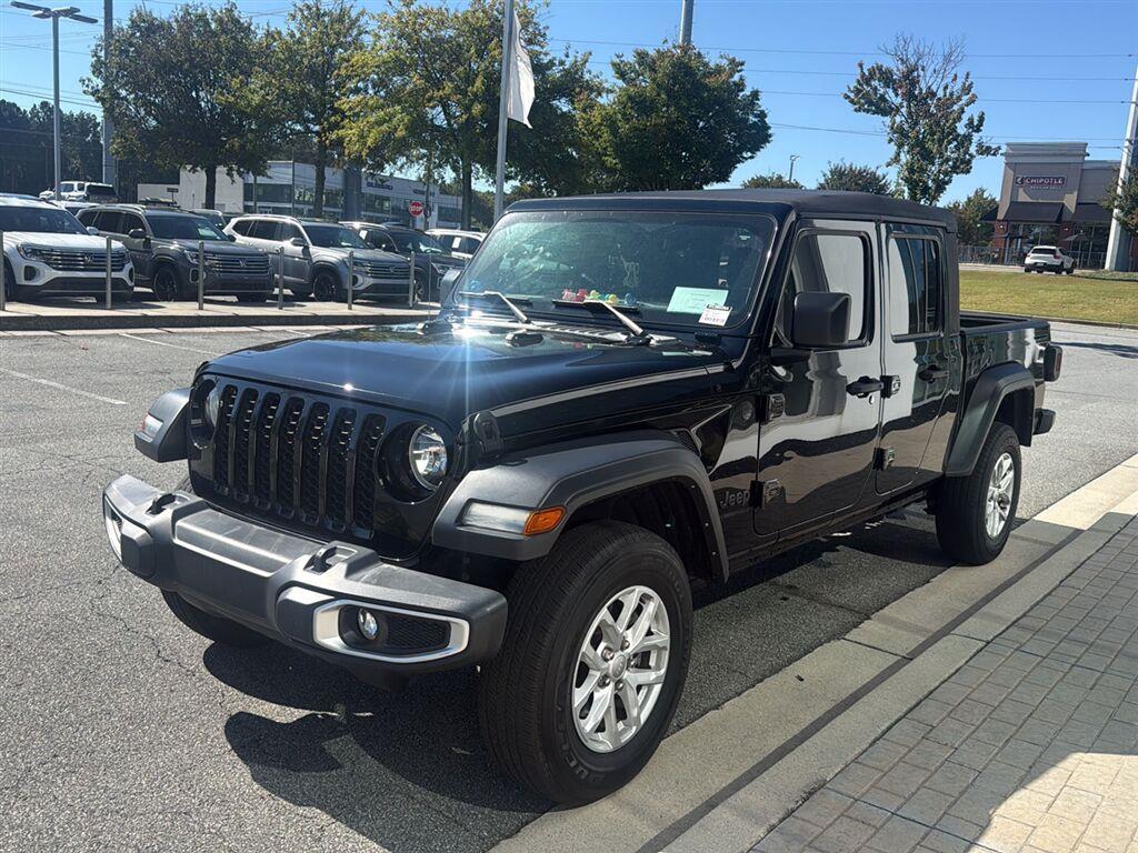 Used 2023 Jeep Gladiator Sport S Truck