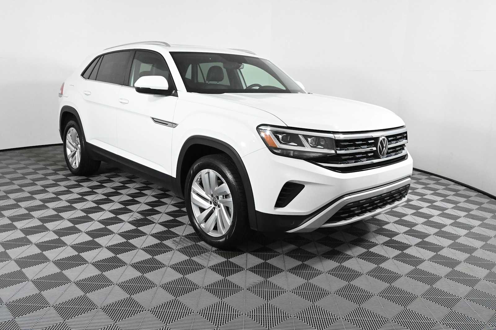 2023 Volkswagen Atlas Cross Sport