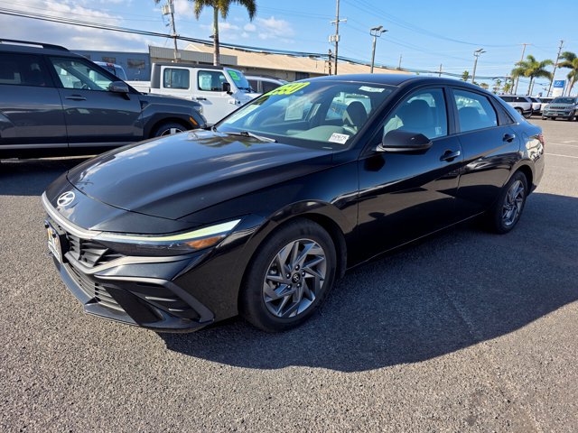 Used 2024 Hyundai Elantra SEL