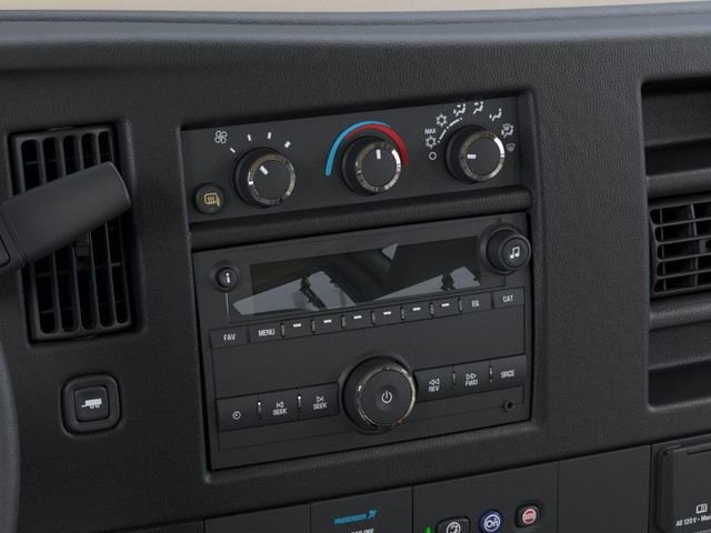 2025 Chevrolet Express Cargo Work Van - Photo 20