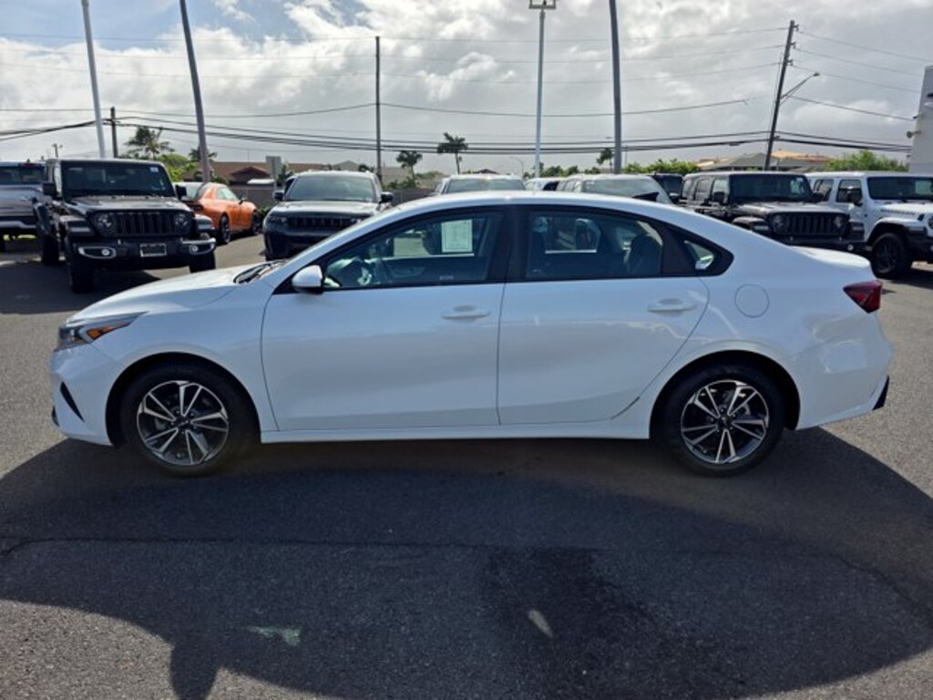 Used 2023 Kia Forte LXS Sedan
